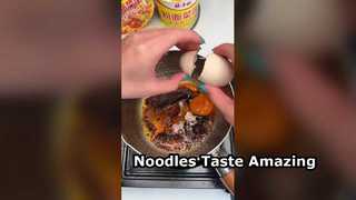 春雨、麺類、牛肉卵、野菜