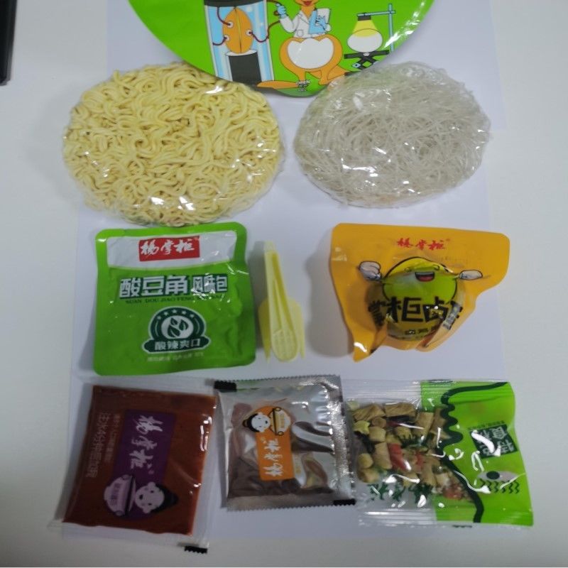 フライドしたナードル 卵と 焼かないワルミセッリ