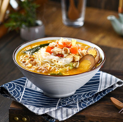 牛肉の味 ワルミセッリ インスタントヌードル 野菜とマリーナ卵 ゴールデンスープ